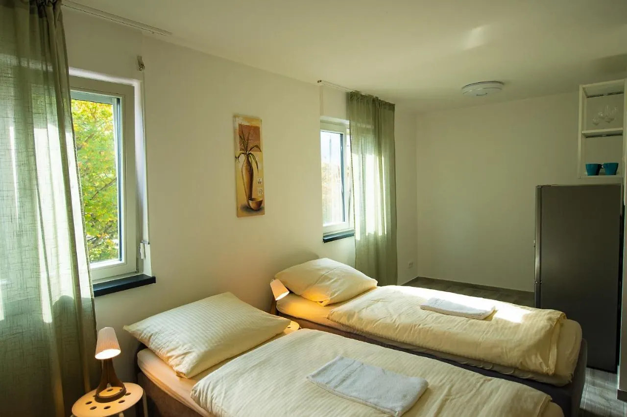 Pensjonat Prime Living Apartments Kueche Netflix Norymberga