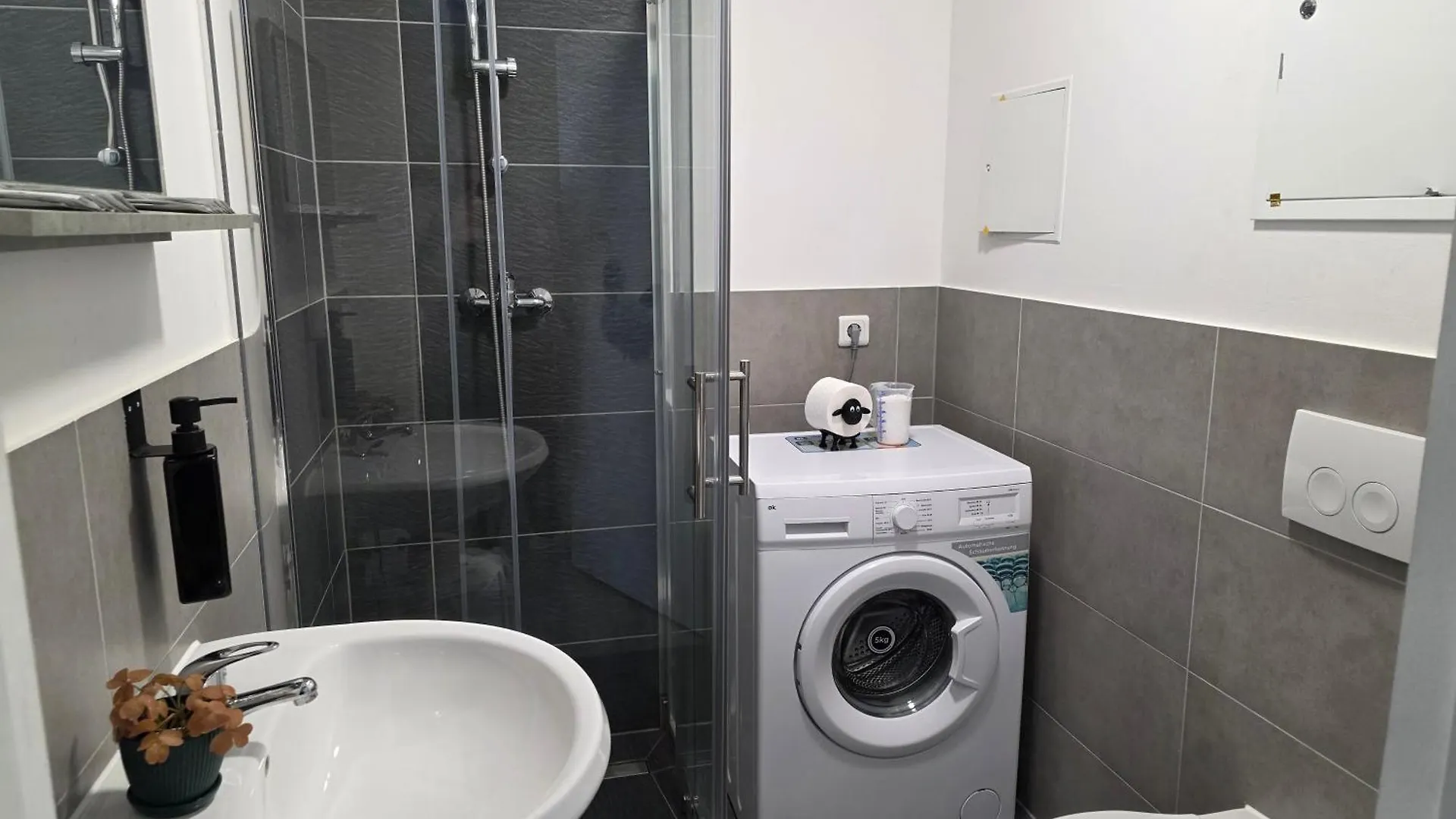 Prime Living Apartments Kueche Netflix Nuremberg Guest house